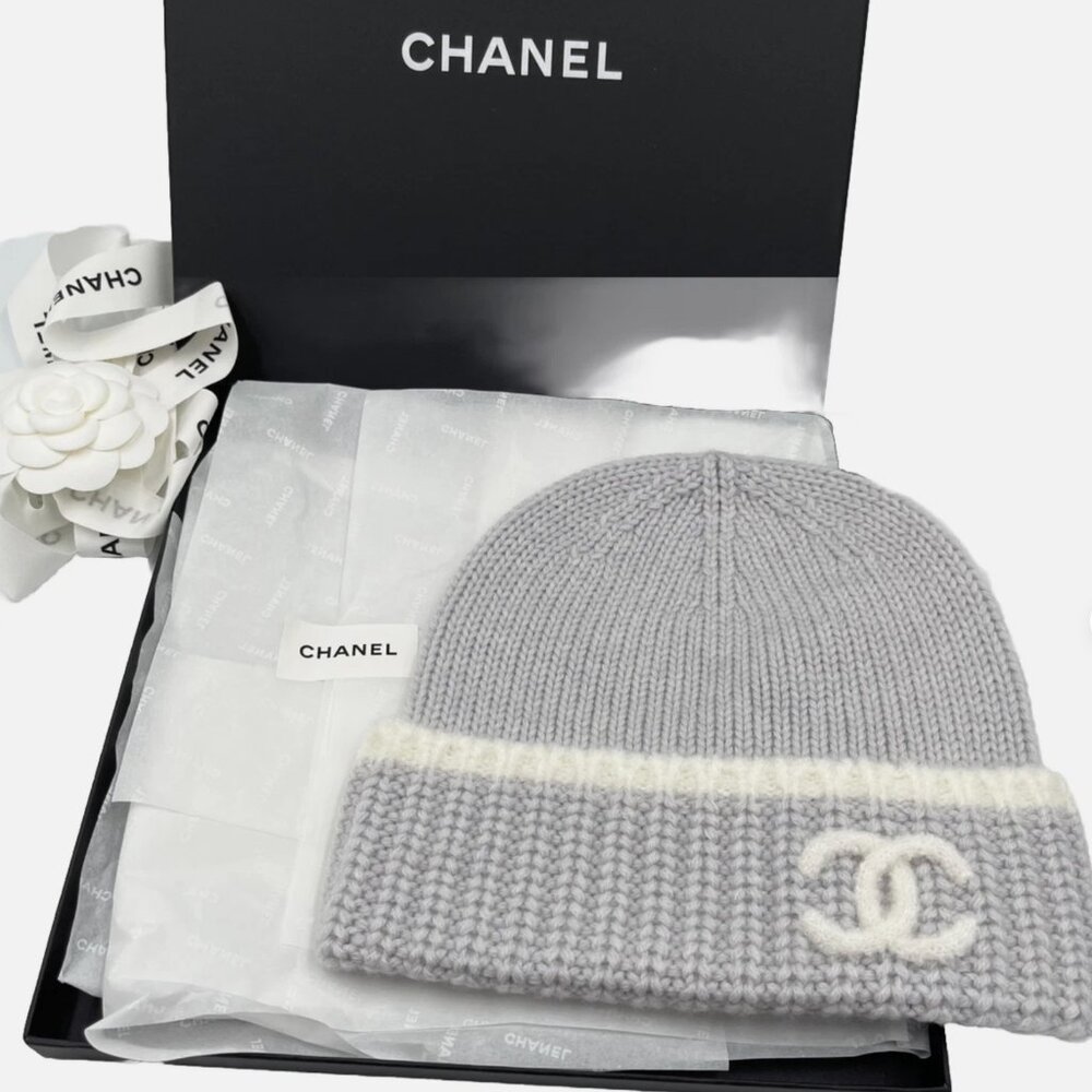 Authentic Chanel Grey Beanie Hat CC logo Brand New